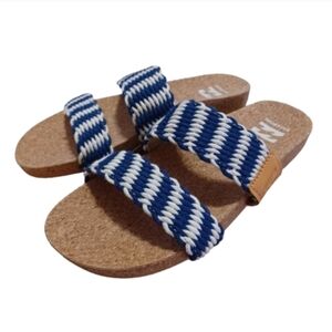 Billabong Women's Size 8 Blue and White Sandals Flip Flop Thongs Shoes